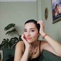 Aslihan Akdag的照片