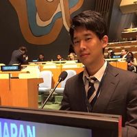 Kazuaki Shimokawa的照片