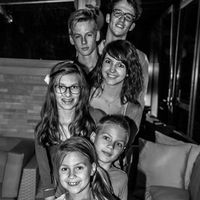 Kevin Karlen的照片