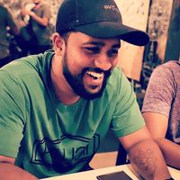 Isuru Pathirana的照片