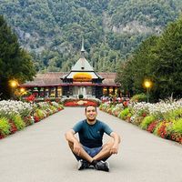 Oussama Zouaghia的照片