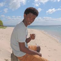 Fotos de Orfane Sahidibe