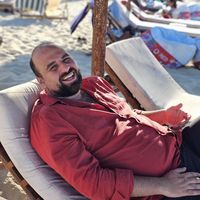 Islam Khaled的照片