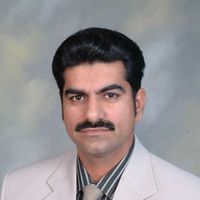 Yousuf Lawa的照片