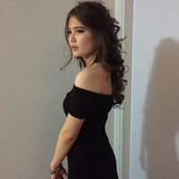 Almira Medetova的照片