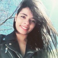 Amanda Muniz's Photo