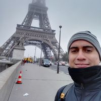 Leonard Benavides's Photo