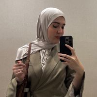 Loubna E's Photo