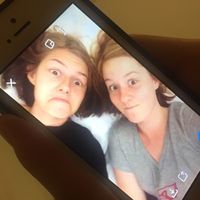 Lilli and Gina的照片