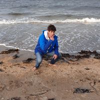 Mathène Rabu的照片