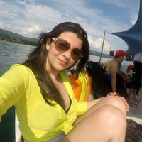 Ariane Barguena的照片