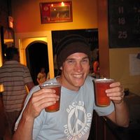 Aaron McGrail的照片