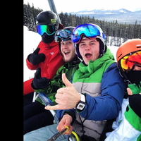 Harry Crowson的照片