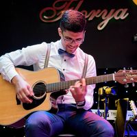 Bahtiyar Sutekin的照片