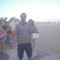 Eduardo Fernandez的照片