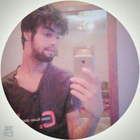 Khalil Djenandar的照片