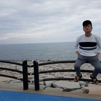 Jung Taesong的照片