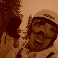 Thomas Joyce的照片