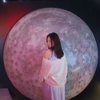 Yheldine Nicole's Photo