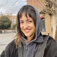 Mora Escolá的照片