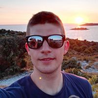 Piotr Michalski的照片