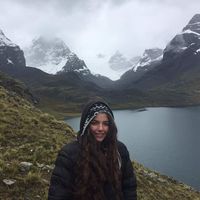 Nicole Valdivia's Photo