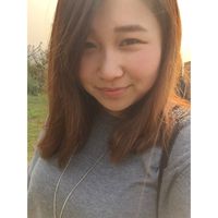 LILY LAM的照片