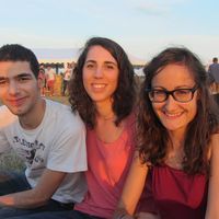 Aline ABAUZIT的照片