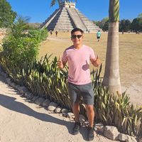 Joseph CASTAÑON's Photo