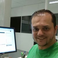 Adriano  Fernandes的照片