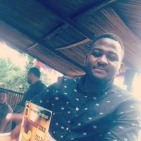 Owen Babiiha的照片