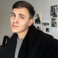 Roman Volkov的照片