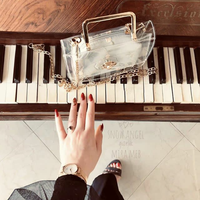 Photos de Ikram Yagoubi