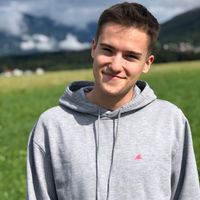 Mikolaj Perek的照片