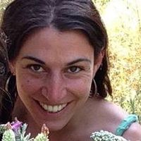 ANTIGONI Komi的照片