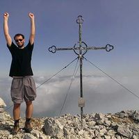 Domen Ledinek的照片