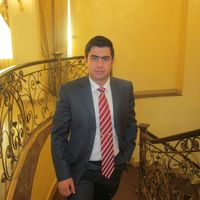 Karo Manukyan的照片