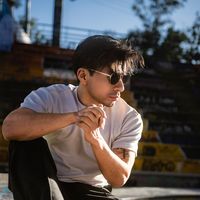 Reneé Flores's Photo