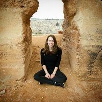 Isley  Peacey的照片