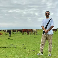 Kamyar Dowlat's Photo