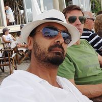 Jagpal Sandhu的照片