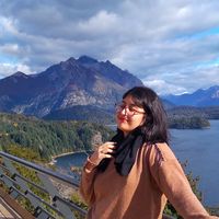 Lujan Penroz's Photo