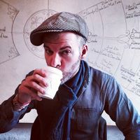 BENJAMIN MADDOX的照片