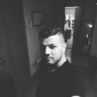 Ilias Chéri的照片