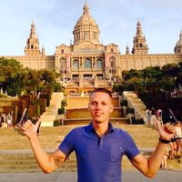 Aleksandr Kliashtornyi的照片