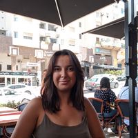 inès badra的照片