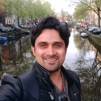 Burhanuddeen Shibli的照片