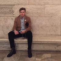 Maxim Harper的照片