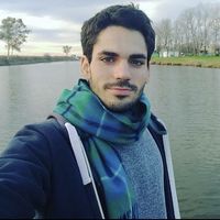 Franco Vazquez的照片