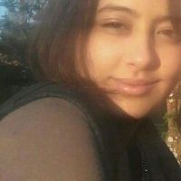 Fotos von leila bouchbaben